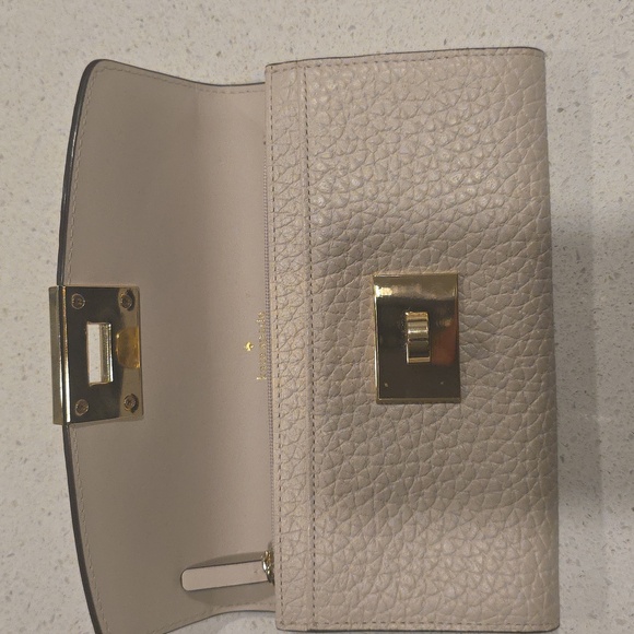 Kate Spade Wallet - Picture 9 of 10